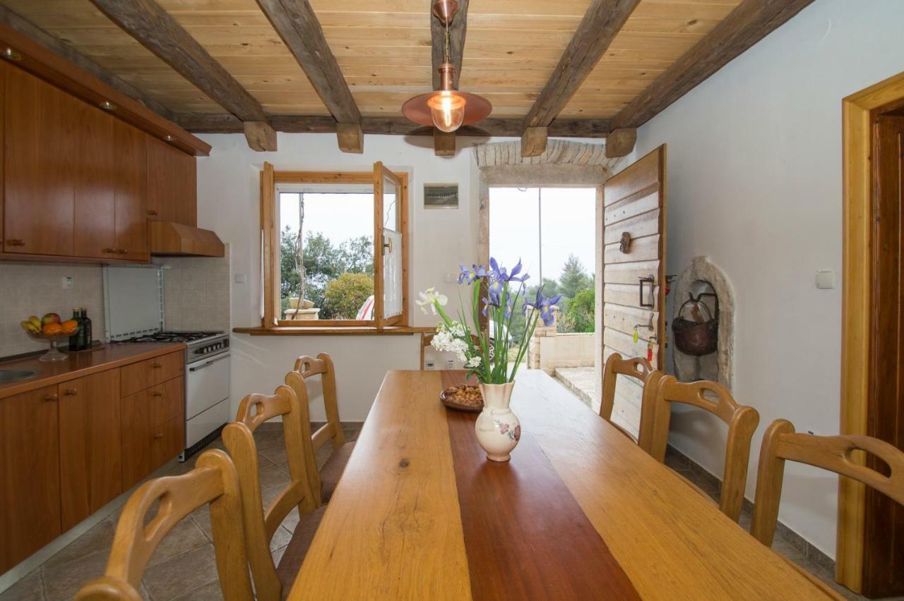 Willa Stiniva-Stone House Vela Luka Zewnętrze zdjęcie